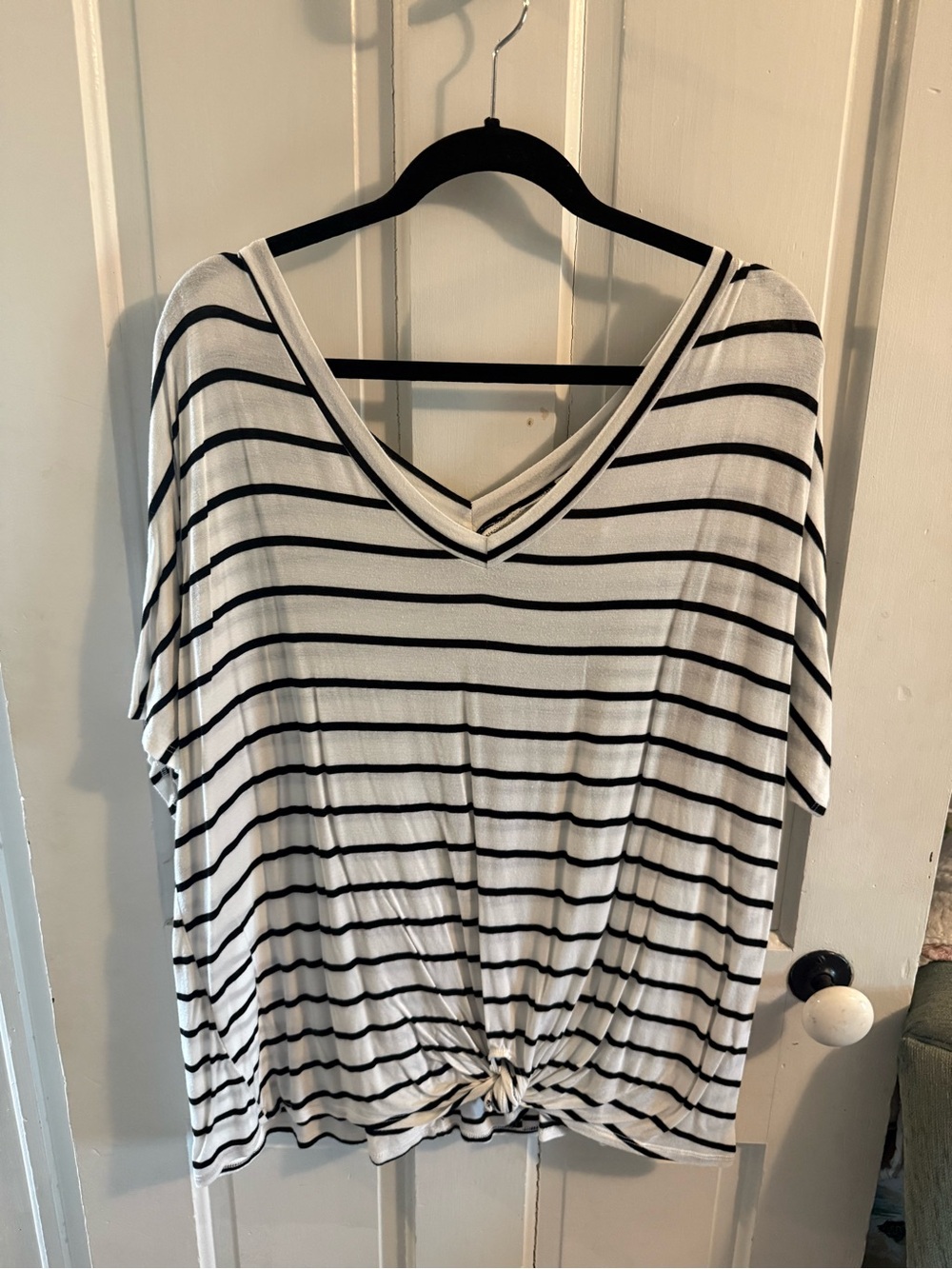 Women's Black & White Striped V-Neck Knot Front Top